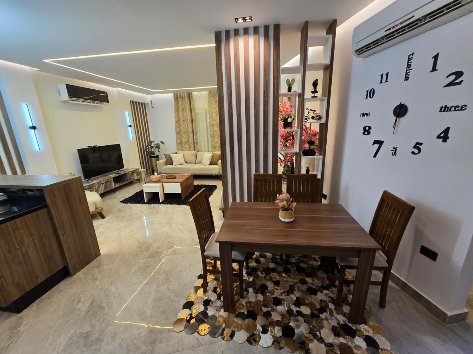 Cozy 2-room Stylish