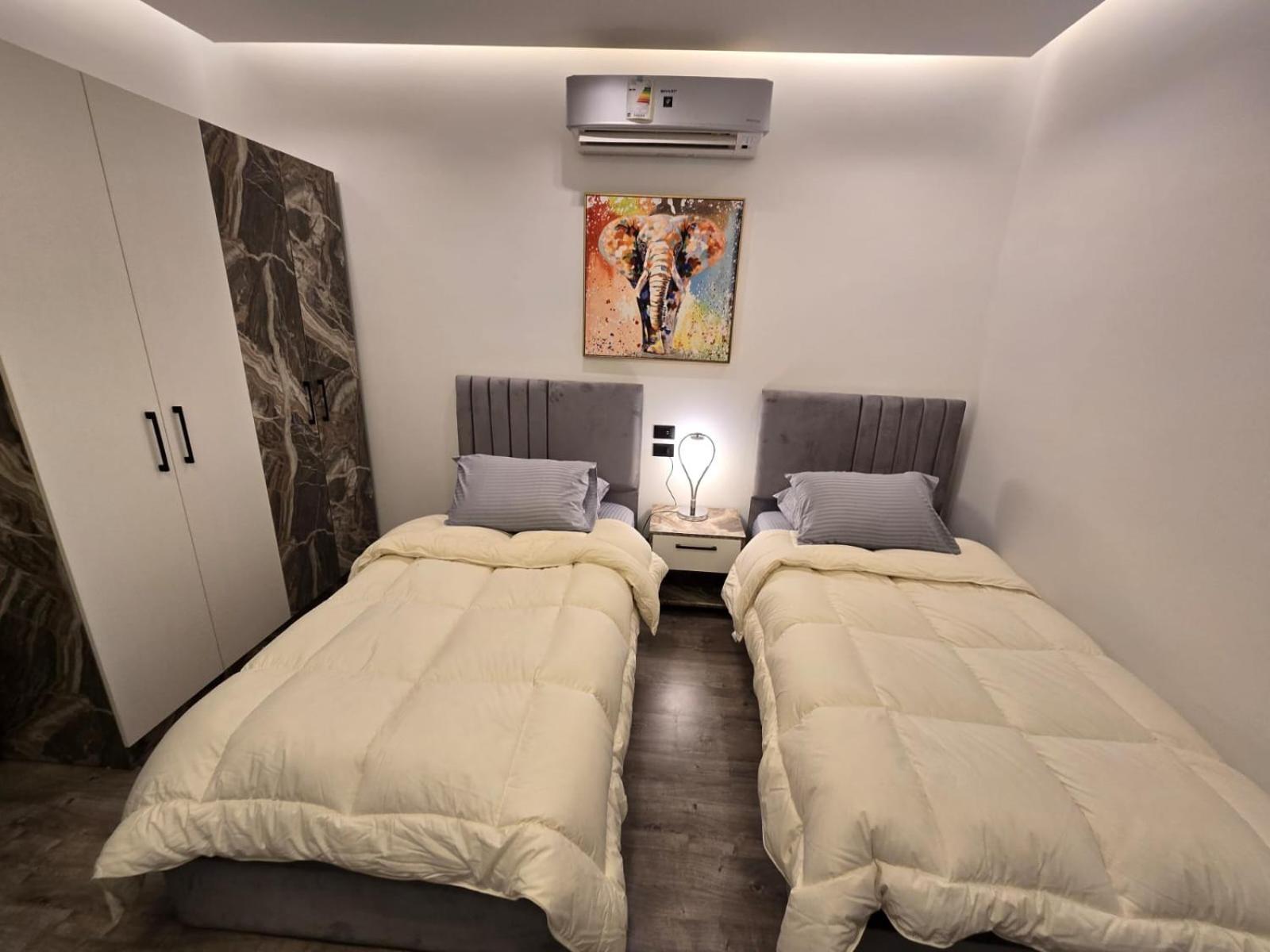 Apartment Cozy 2-room Stylish Kairo